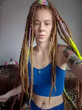 Snapshot of LucidLucy chatting on December 2, 2025, 2:08 pm LucidLucy online show from December 2, 2025, 2:08 pm