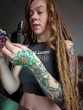 Snapshot of LucidLucy chatting on November 15, 2025, 2:32 pm LucidLucy online show from November 15, 2025, 2:32 pm