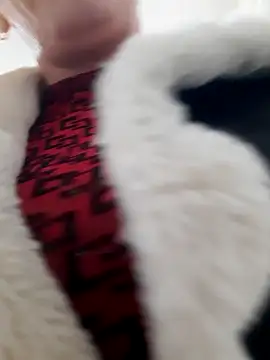 Snapshot of Dirtyfeelin chatting on January 27, 2025, 8:40 am Dirtyfeelin online show from January 27, 2025, 8:40 am