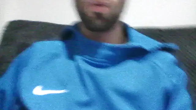 Snapshot of juju156111 chatting on December 17, 2025, 6:02 pm juju156111 online show from December 17, 2025, 6:02 pm