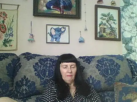 Snapshot of MelanyBanks chatting on September 9, 2025, 5:17 am MelanyBanks online show from September 9, 2025, 5:17 am