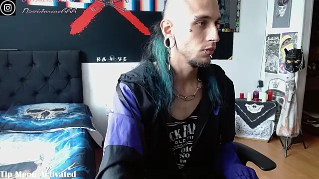 Snapshot of davidroses420 chatting on October 5, 2025, 7:04 pm davidroses420 online show from October 5, 2025, 7:04 pm