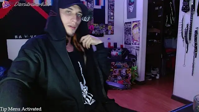 Snapshot of davidroses420 chatting on March 11, 2025, 1:16 am davidroses420 online show from March 11, 2025, 1:16 am