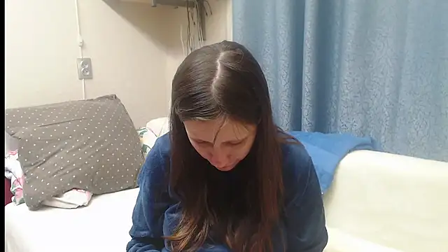 Snapshot of alisacucumber chatting on January 12, 2025, 7:21 pm alisacucumber online show from January 12, 2025, 7:21 pm