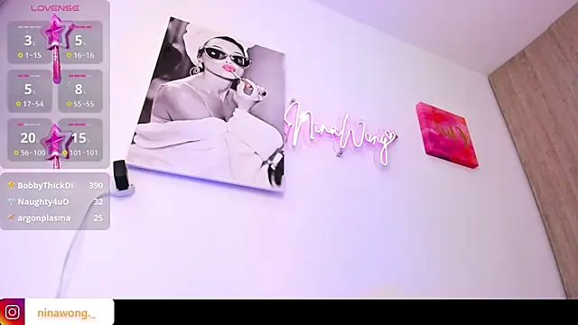 Snapshot of NinaWong chatting on February 25, 2025, 6:33 pm NinaWong online show from February 25, 2025, 6:33 pm