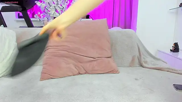 baby alice online show from November 21, 2025, 10:53 pm