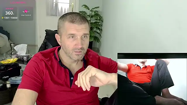 Snapshot of Maribor chatting on November 12, 2025, 7:56 am Maribor online show from November 12, 2025, 7:56 am