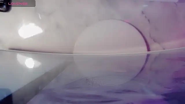 AnnieGOld  online show from March 28, 2026, 12:33 am