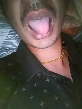 Snapshot of dreamtoungelick69 chatting on March 18, 2025, 9:53 pm dreamtoungelick69 online show from March 18, 2025, 9:53 pm