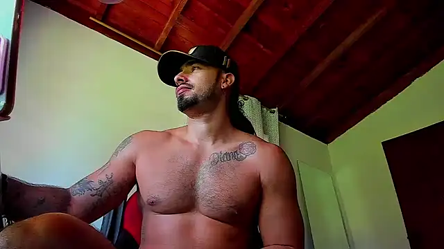 Snapshot of Baky_sexy chatting on February 17, 2026, 2:03 pm Baky sexy online show from February 17, 2026, 2:03 pm