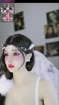 Snapshot of candy_cola chatting on February 19, 2026, 4:04 pm candy cola online show from February 19, 2026, 4:04 pm