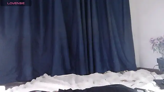 candy cola online show from November 22, 2025, 2:49 pm