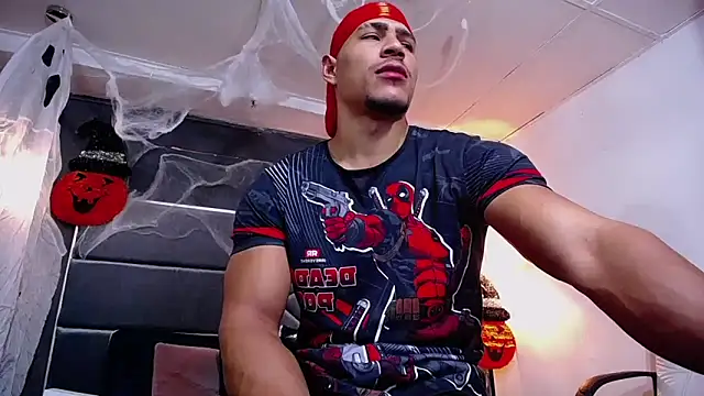 Snapshot of teddyfit19cm chatting on November 1, 2025, 2:00 pm teddyfit19cm online show from November 1, 2025, 2:00 pm