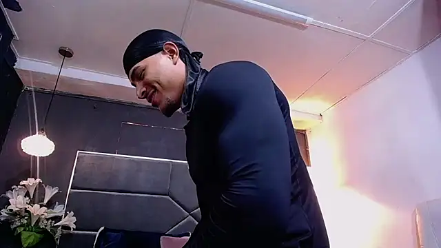 Snapshot of teddyfit19cm chatting on February 4, 2026, 1:50 pm teddyfit19cm online show from February 4, 2026, 1:50 pm