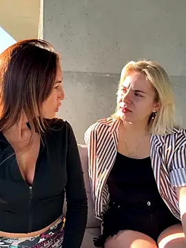 SweeetAlegra online show from November 26, 2025, 2:39 pm