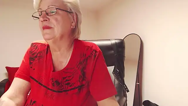 LaylaMilf online show from March 6, 2026, 7:31 pm