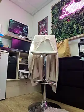 Snapshot of Nathotsexy1 chatting on January 14, 2025, 9:35 am Nathotsexy1 online show from January 14, 2025, 9:35 am