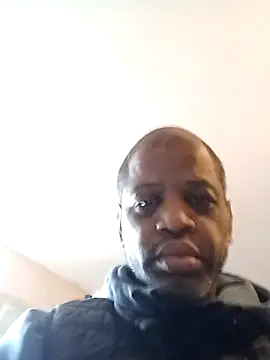 Snapshot of alfiebrown007 chatting on March 17, 2025, 12:46 pm alfiebrown007 online show from March 17, 2025, 12:46 pm