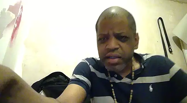 Snapshot of alfiebrown007 chatting on March 13, 2025, 5:54 am alfiebrown007 online show from March 13, 2025, 5:54 am