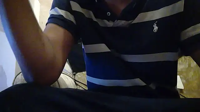 Snapshot of alfiebrown007 chatting on March 13, 2025, 9:43 am alfiebrown007 online show from March 13, 2025, 9:43 am