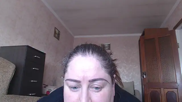 Snapshot of Amy_August chatting on February 27, 2026, 8:36 am Amy August online show from February 27, 2026, 8:36 am