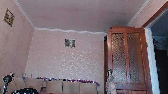 Snapshot of Amy_August chatting on January 18, 2026, 9:46 am Amy August online show from January 18, 2026, 9:46 am