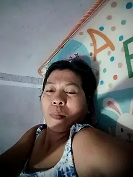 TropicalFlower online show from January 19, 2026, 12:09 pm