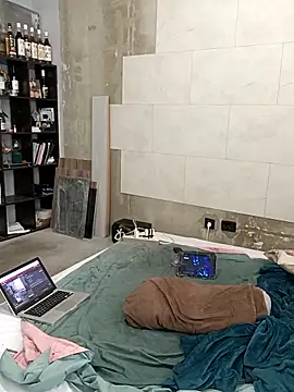 Krasav4ik4ik online show from March 17, 2025, 1:39 pm