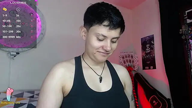 girl intense444 online show from March 21, 2025, 5:45 pm