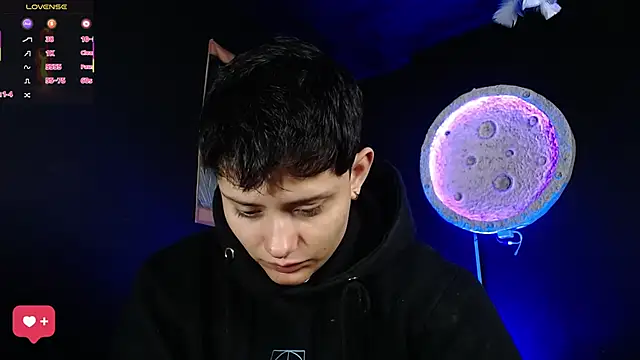 girl intense444 online show from March 30, 2026, 12:50 pm