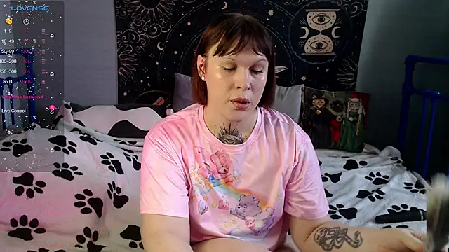 ivamayy online show from May 21, 2026, 8:23 am