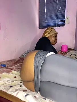 cherryontopy online show from October 21, 2025, 10:25 am