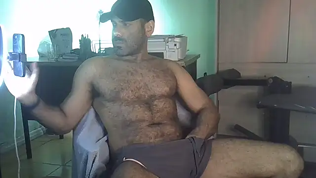 Snapshot of MILITARS chatting on November 27, 2025, 3:29 am MILITARS online show from November 27, 2025, 3:29 am