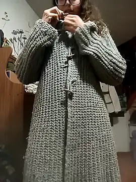 Snapshot of Blulilla69 chatting on December 27, 2024, 11:10 pm Blulilla69 online show from December 27, 2024, 11:10 pm