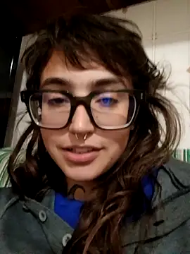 Snapshot of Blulilla69 chatting on October 7, 2025, 6:20 pm Blulilla69 online show from October 7, 2025, 6:20 pm