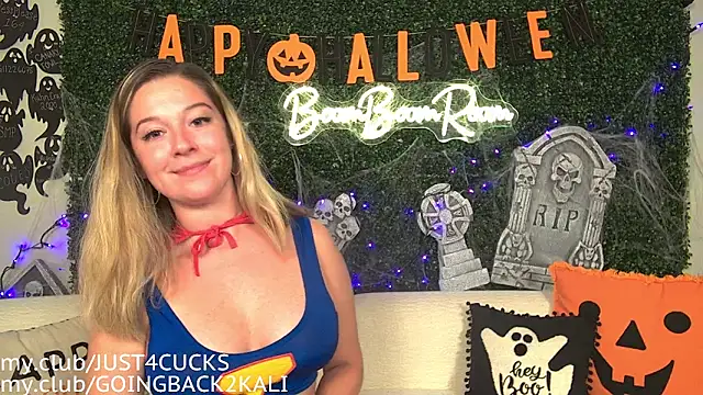 boomboomr00m online show from October 8, 2025, 2:35 am