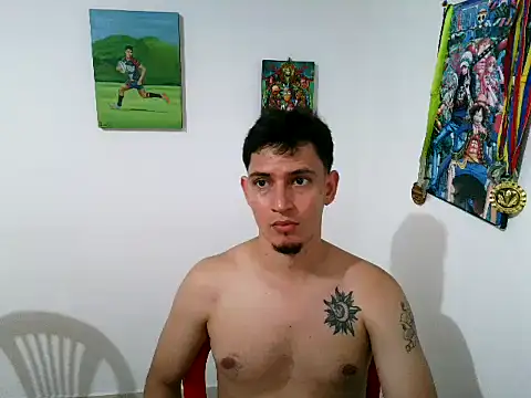 Snapshot of MonkeyDSanti chatting on July 1, 2026, 5:41 am MonkeyDSanti online show from July 1, 2026, 5:41 am