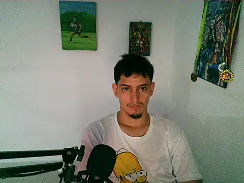Snapshot of MonkeyDSanti chatting on July 9, 2026, 5:08 am MonkeyDSanti online show from July 9, 2026, 5:08 am
