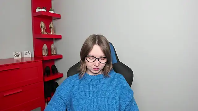 Cookie zoe online show from December 23, 2025, 6:34 am