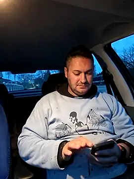 Snapshot of nemes2 chatting on November 27, 2025, 5:52 am nemes2 online show from November 27, 2025, 5:52 am