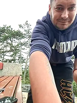 Snapshot of nemes2 chatting on October 11, 2025, 11:55 am nemes2 online show from October 11, 2025, 11:55 am