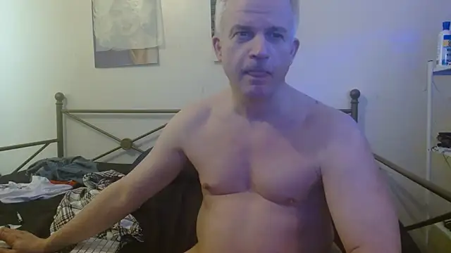 Snapshot of Dragonnyc@xh chatting on December 11, 2024, 8:04 am Dragonnycxh online show from December 11, 2024, 8:04 am