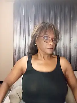 Hotgrannyx online show from November 16, 2025, 2:05 am