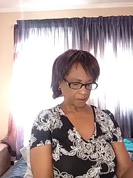 Snapshot of Hotgrannyx chatting on June 7, 2026, 6:40 am Hotgrannyx online show from June 7, 2026, 6:40 am