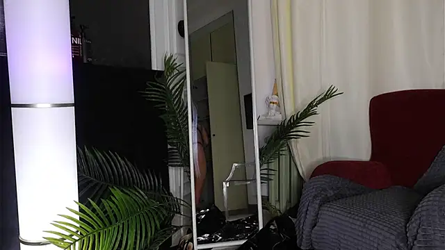 Snapshot of SofiaFoster_ chatting on November 27, 2025, 9:21 am SofiaFoster online show from November 27, 2025, 9:21 am