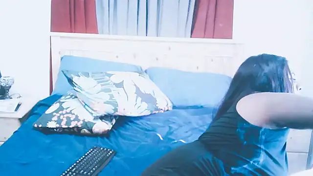 Snapshot of Indianlust69 chatting on October 15, 2025, 1:41 pm Indianlust69 online show from October 15, 2025, 1:41 pm