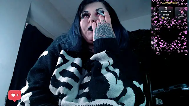 Psychobitch7 online show from April 3, 2026, 5:36 am