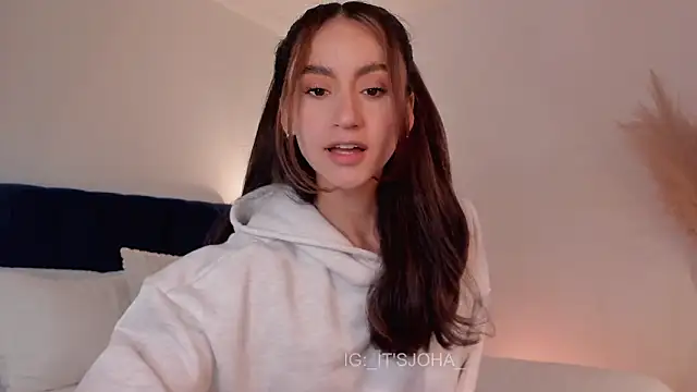 Snapshot of _Amatista chatting on February 21, 2026, 4:20 pm Amatista online show from February 21, 2026, 4:20 pm