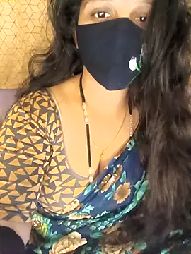 Rising Smiler online show from December 17, 2025, 6:13 pm