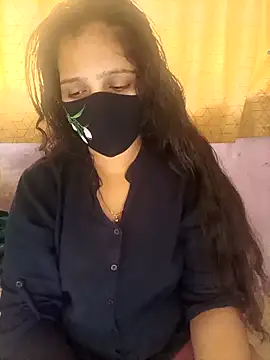 Rising Smiler online show from December 17, 2025, 6:07 am